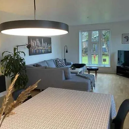 Lovely House By The Water With Cozy Courtyard * Thyholm